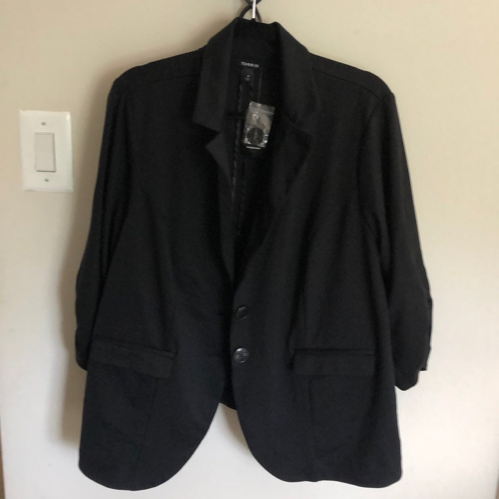 Black plus size Women’s blazer